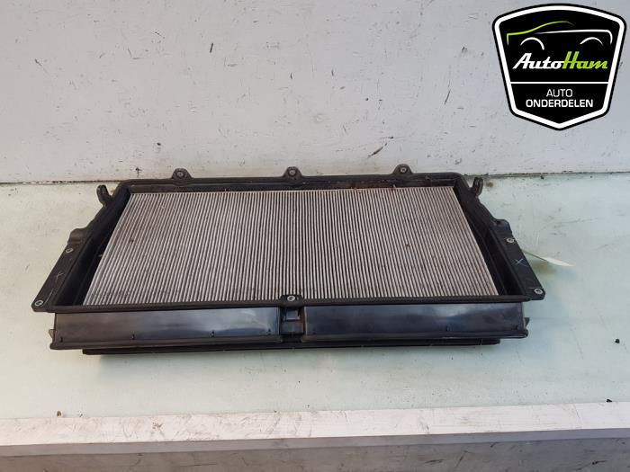 Begagnade Luftfilterhus Tesla Model S 75D Pris € 95,00 Marginaltabell erbjuds av AutoHam