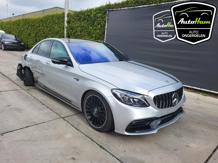 Gebrauchte Vorderfront komplett Mercedes C (W205) C-350 e 2.0 16V Preis € 4.450,00 Margenregelung angeboten von AutoHam