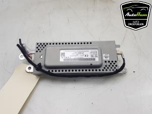 Usados Módulo de radio Tesla Model 3 Standard RWD Plus, Long Range RWD Precio € 54,45 IVA incluido ofrecido por AutoHam