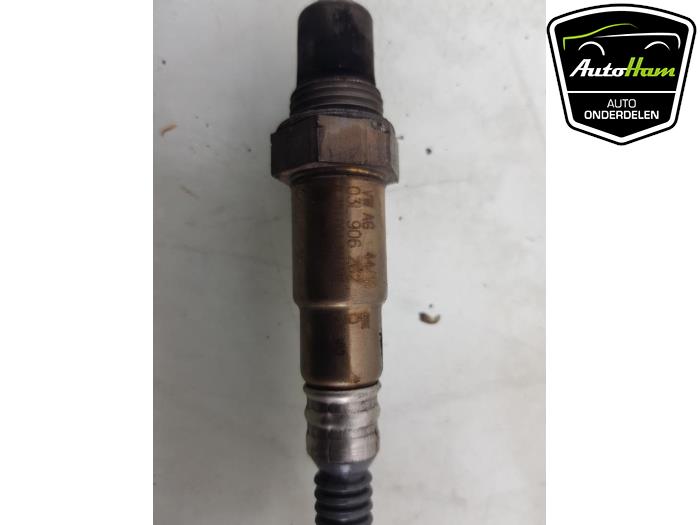 Lambda probe from a Skoda Octavia Combi (5EAC) 2.0 TDI GreenTec 16V 2013