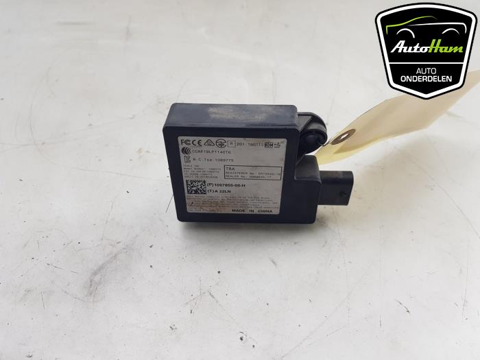 Usados Módulo PDC Tesla Model 3 Standard RWD Plus, Long Range RWD Precio € 15,00 Norma de margen ofrecido por AutoHam