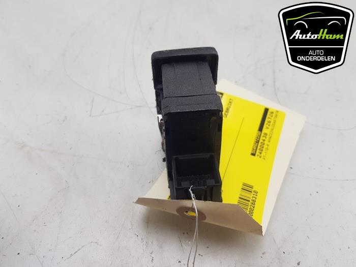 Gebrauchte Handbremse Schalter Volkswagen Golf VII (AUA) 2.0 GTD 16V Preis € 20,00 Margenregelung angeboten von AutoHam
