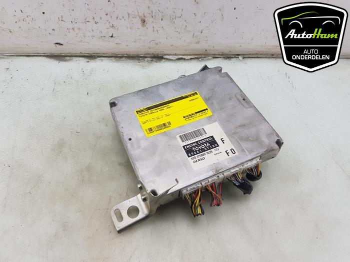Engine management computer from a Toyota Corolla Verso (R10/11) 2.2 D-4D 16V 2007