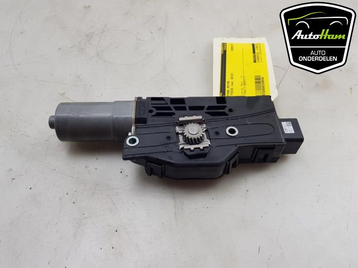 Używane Silnik szyberdachu Ford Focus 4 Wagon 1.0 Ti-VCT EcoBoost 12V 125 Cena € 75,00 Procedura marży oferowane przez AutoHam
