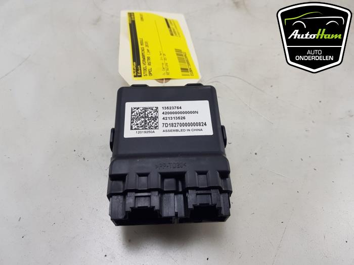 Gebrauchte Sitzheizungsmodul Opel Astra K 1.0 SIDI Turbo 12V Preis € 50,00 Margenregelung angeboten von AutoHam