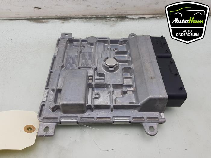 Engine management computer from a Mercedes-Benz CLA (118.3) 1.3 CLA-180 Turbo 16V 2022
