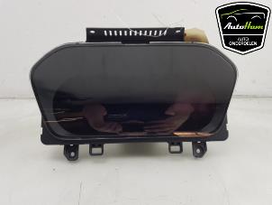 Usados Panel de instrumentación Volvo XC60 II (UZ) 2.0 T6 16V Recharge, Twin Engine AWD Precio € 495,00 Norma de margen ofrecido por AutoHam