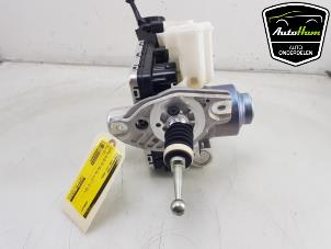 Usagé Servo frein Volvo XC60 II (UZ) 2.0 T6 16V Recharge, Twin Engine AWD Prix € 250,00 Règlement à la marge proposé par AutoHam
