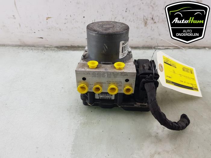 Begagnade ABS-pump Alfa Romeo MiTo (955) 0.9 TwinAir Pris € 95,00 Marginaltabell erbjuds av AutoHam