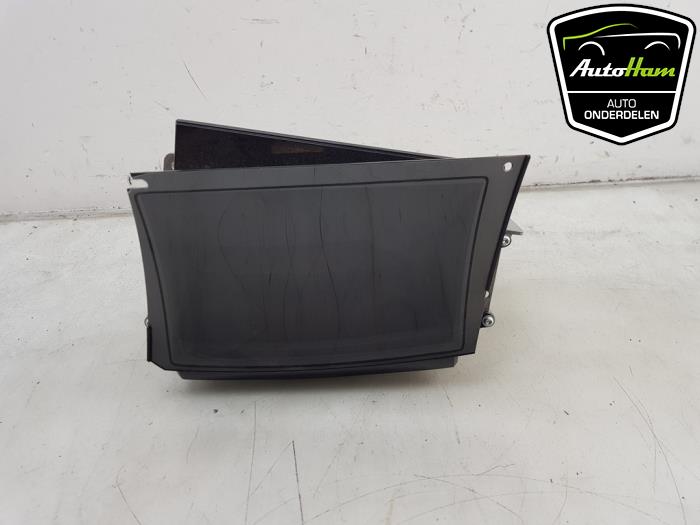 Gebrauchte Frontscheibenanzeige Mercedes C (W205) C-350 e 2.0 16V Preis € 195,00 Margenregelung angeboten von AutoHam