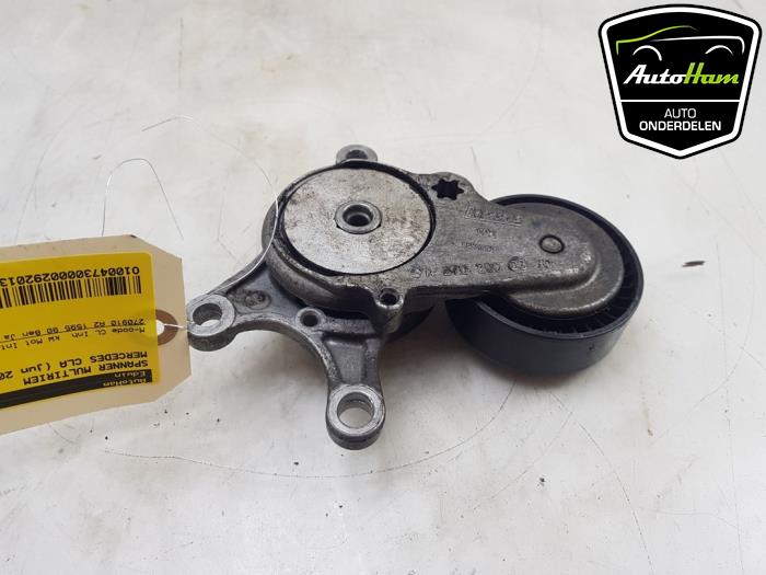 Usados Tensor correa múltiple Mercedes CLA (117.3) 1.6 CLA-180 16V Precio € 30,00 Norma de margen ofrecido por AutoHam
