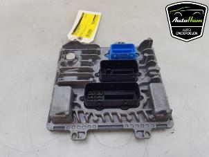 Engine management computer from a Opel Astra K Sports Tourer 1.6 CDTI 136 16V 2018