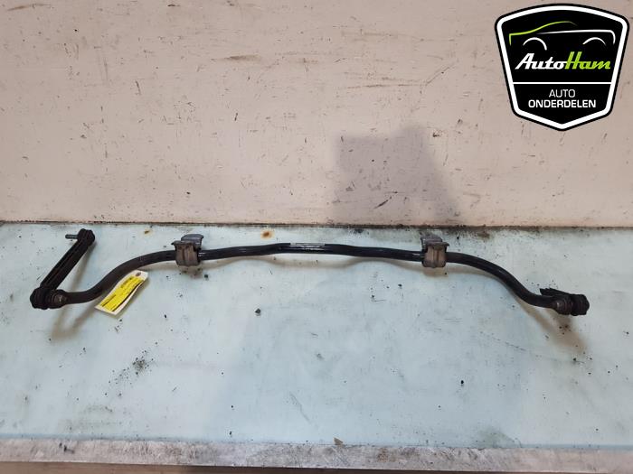 Barra estabilizadora delante de un Jeep Renegade (BU) 1.4 Multi Air 16V 2018