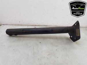 Usados Soporte de la parte delantera Jeep Renegade (BU) 1.4 Multi Air 16V Precio € 40,00 Norma de margen ofrecido por AutoHam