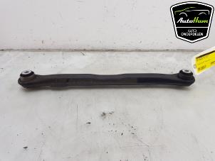 Usados Tirante de reacción derecha detrás Jeep Renegade (BU) 1.4 Multi Air 16V Precio € 30,00 Norma de margen ofrecido por AutoHam