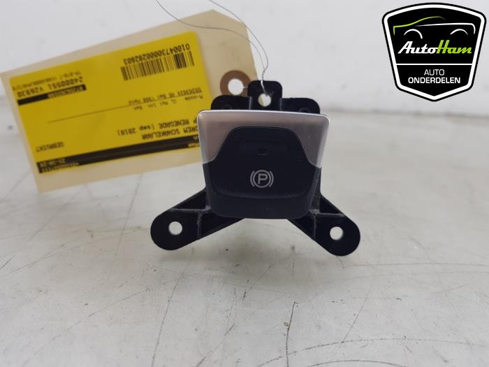 Interruptor de freno de mano de un Jeep Renegade (BU) 1.4 Multi Air 16V 2018