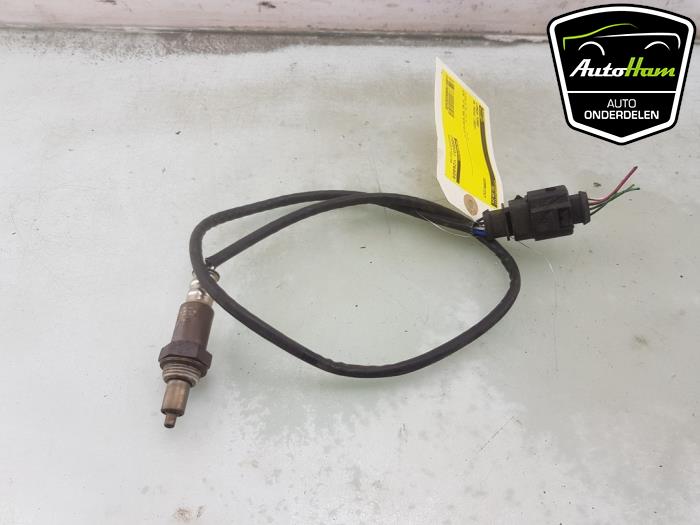 Lambda probe from a Volkswagen Taigo 1.0 TSI 110 12V 2022