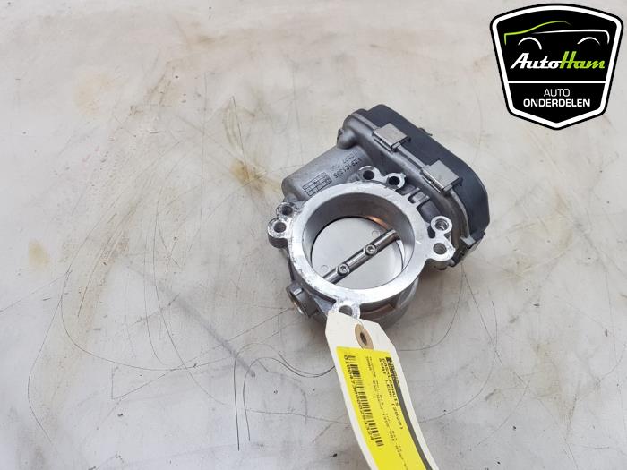 Boîtier accélérateur d'un Seat Leon (5FB) 1.5 TSI 16V 2020