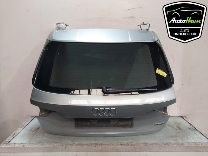 Używane Tylna klapa Audi A4 Avant (B9) 3.0 TDI V6 24V Quattro Cena € 400,00 Procedura marży oferowane przez AutoHam