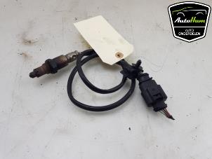 Lambda probe from a Volkswagen Golf VII Variant (AUVV) 1.0 TSI 12V BlueMotion Technology 2019