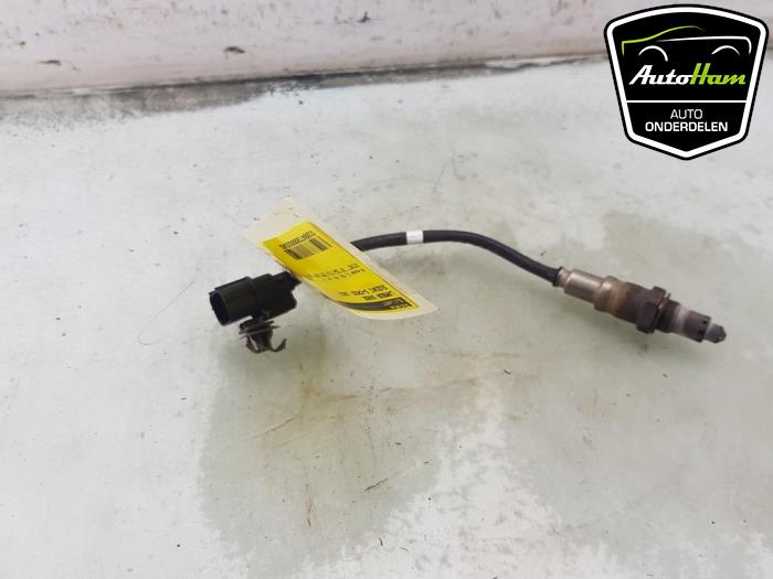 Sonde lambda d'un Suzuki S-Cross (JY) 1.4 Boosterjet Smart Hybrid 2023