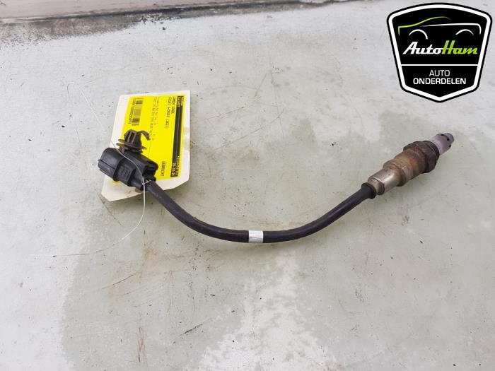 Sonde lambda d'un Suzuki S-Cross (JY) 1.4 Boosterjet Smart Hybrid 2023