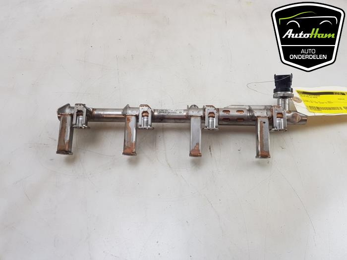 Gebrauchte Kraftstoffverteiler Volvo V40 (MV) 1.6 T3 GTDi 16V Preis € 50,00 Margenregelung angeboten von AutoHam