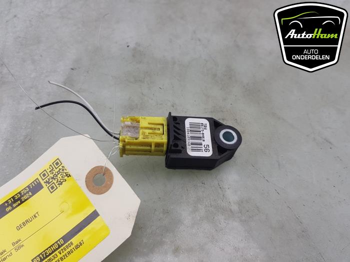Gebrauchte Airbag Sensor Peugeot 108 1.0 12V Preis € 20,00 Margenregelung angeboten von AutoHam