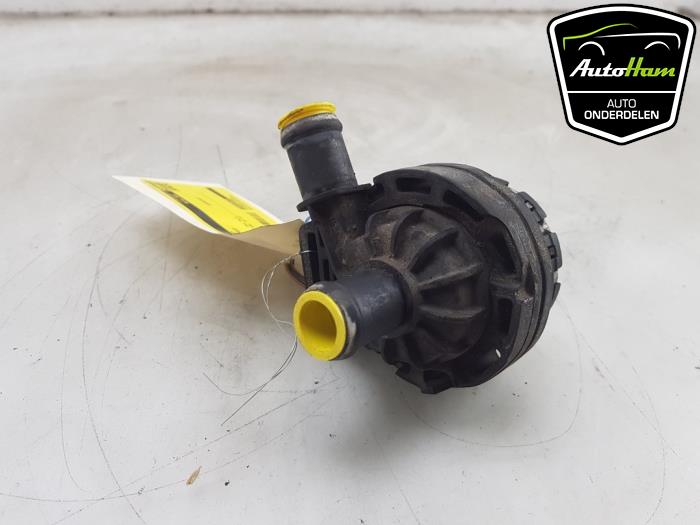 Begagnade Extra vattenpump Volkswagen Crafter (SY) 2.0 TDI FWD Pris € 36,30 Inklusive moms erbjuds av AutoHam