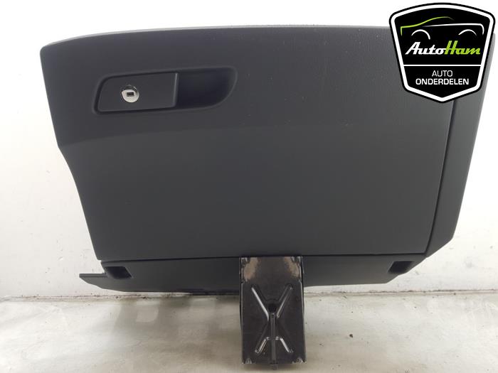 Gebrauchte Handschuhfach Audi A4 Avant (B9) 1.4 TFSI 16V Preis € 30,00 Margenregelung angeboten von AutoHam