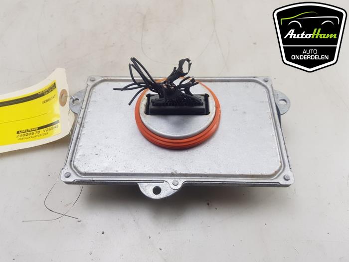 Używane Modułowy reflektor LED Peugeot 208 II (UB/UH/UP) e-208 50 kWh Cena € 35,00 Procedura marży oferowane przez AutoHam