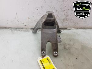 Used Engine mount Audi A4 Avant (B9) 1.4 TFSI 16V Price € 15,00 Margin scheme offered by AutoHam