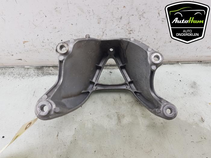 Used Engine mount Audi A4 Avant (B9) 1.4 TFSI 16V Price € 15,00 Margin scheme offered by AutoHam