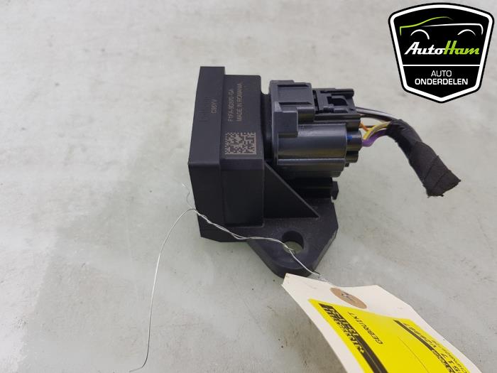 Usagé Module pompe carburant Ford Focus 4 Wagon 1.0 EcoBoost 12V Hybrid 125 Prix € 15,00 Règlement à la marge proposé par AutoHam