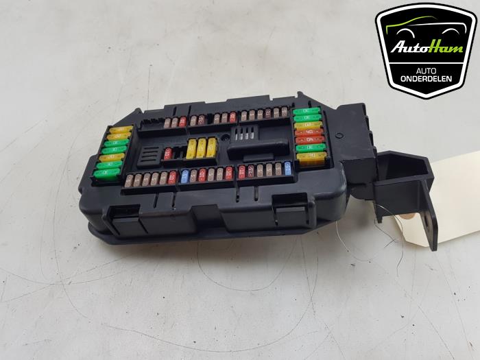 Gebrauchte Stromverteiler BMW X5 (F15) xDrive 40e 2.0 Preis € 25,00 Margenregelung angeboten von AutoHam