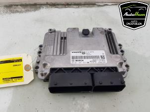 Usados Ordenador de gestión de motor Volvo V60 I (FW/GW) 1.6 T3 16V Precio € 95,00 Norma de margen ofrecido por AutoHam