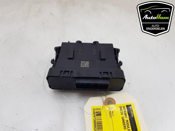 Używane Modul gateway Dacia Sandero III 1.0 TCe 90 12V Cena € 25,00 Procedura marży oferowane przez AutoHam