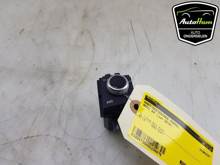 Używane Panel obslugi radia Audi A4 Avant (B9) 3.0 TDI V6 24V Quattro Cena € 10,00 Procedura marży oferowane przez AutoHam