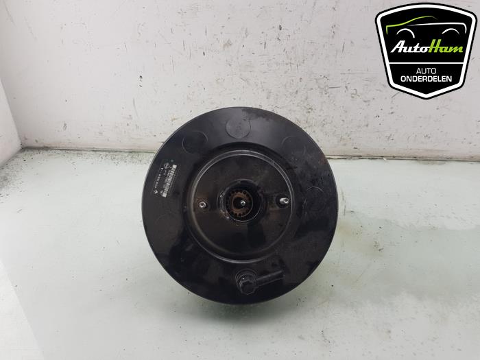 Usagé Servo frein Dacia Lodgy (JS/SD0J) 1.2 TCE 16V Prix € 45,00 Règlement à la marge proposé par AutoHam