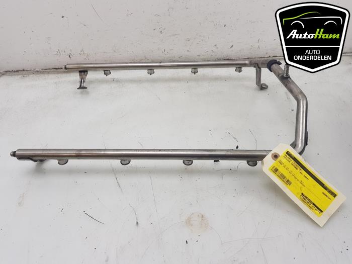 Usagé Système d'injection Porsche Cayenne (9PA) 4.5 V8 32V Turbo Prix € 50,00 Règlement à la marge proposé par AutoHam