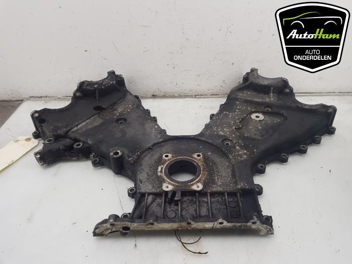 Usagé Couvercle de distribution Porsche Cayenne (9PA) 4.5 V8 32V Turbo Prix € 85,00 Règlement à la marge proposé par AutoHam