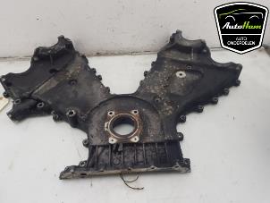 Couvercle de distribution d'un Porsche Cayenne (9PA) 4.5 V8 32V Turbo 2004