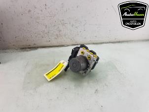 Used ABS pump Mercedes Vito (447.6) 1.6 111 CDI 16V Price € 151,25 Inclusive VAT offered by AutoHam