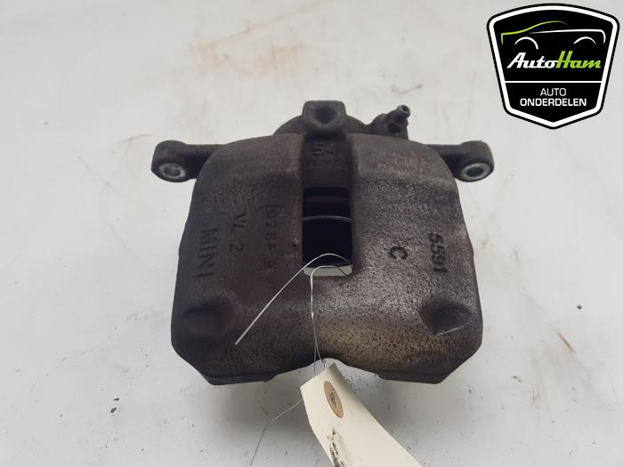 Gebrauchte Bremszange links vorne Mini Mini (R56) 1.4 16V One Preis € 25,00 Margenregelung angeboten von AutoHam