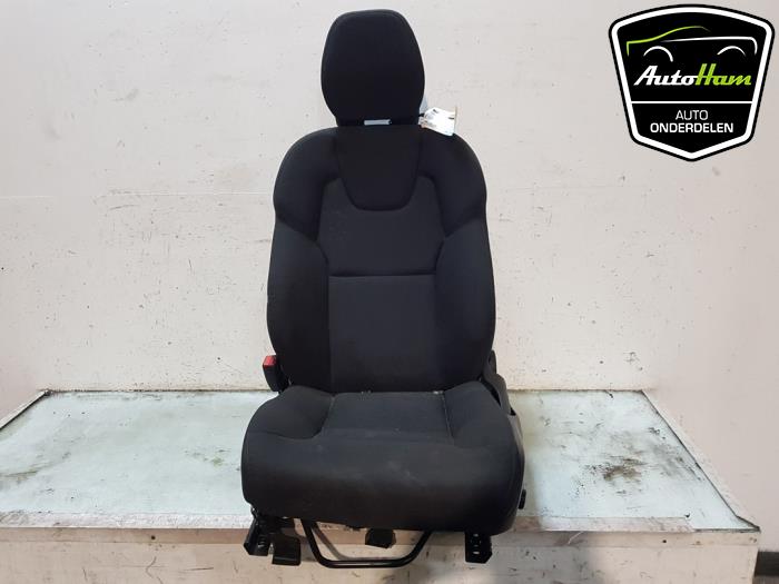 Używane Fotel lewy Volvo V60 II (ZW) 2.0 T6 16V Twin Engine Cena € 195,00 Procedura marży oferowane przez AutoHam