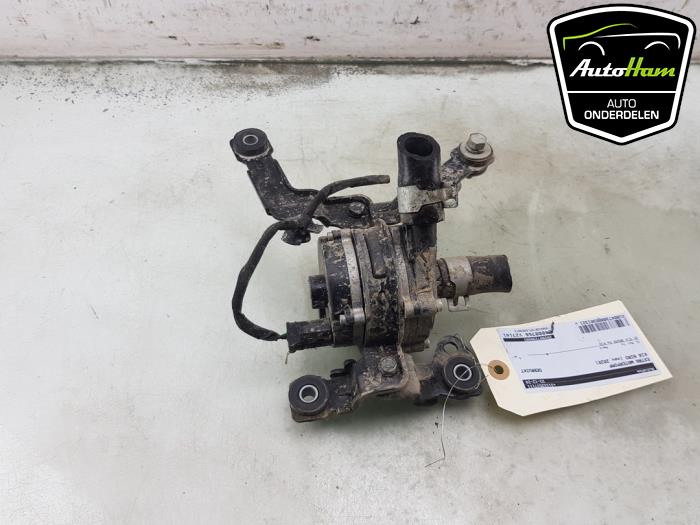 Begagnade Extra vattenpump Kia Niro I (DE) E-Niro 64 kWh Pris € 40,00 Marginaltabell erbjuds av AutoHam
