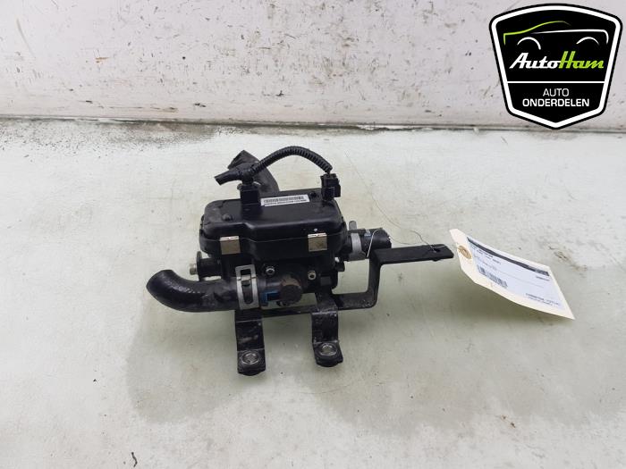 Begagnade Extra vattenpump Kia Niro I (DE) E-Niro 64 kWh Pris € 225,00 Marginaltabell erbjuds av AutoHam