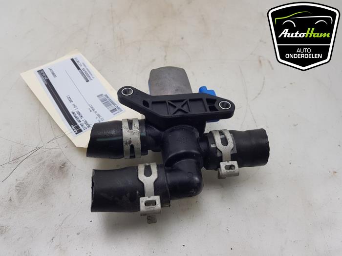 Begagnade Extra vattenpump Renault Twingo III (AH) ZE R80 Pris € 30,00 Marginaltabell erbjuds av AutoHam