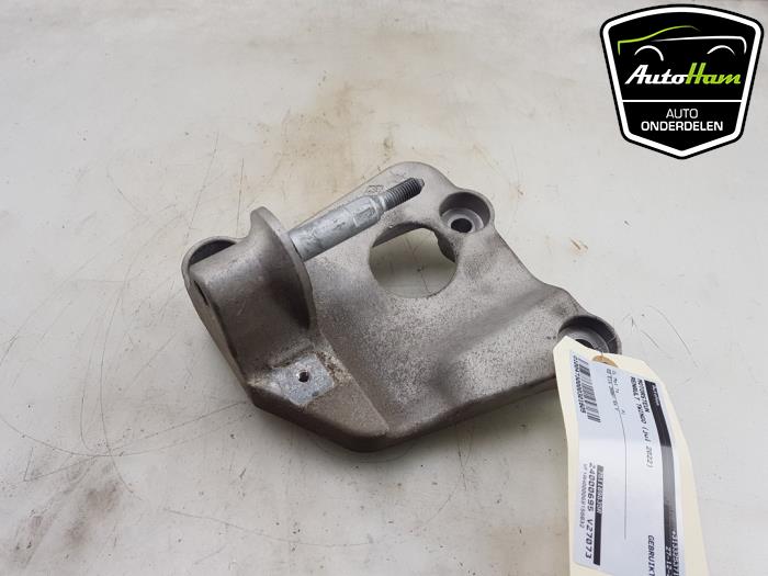 Engine mount from a Renault Twingo III (AH) ZE R80 2022