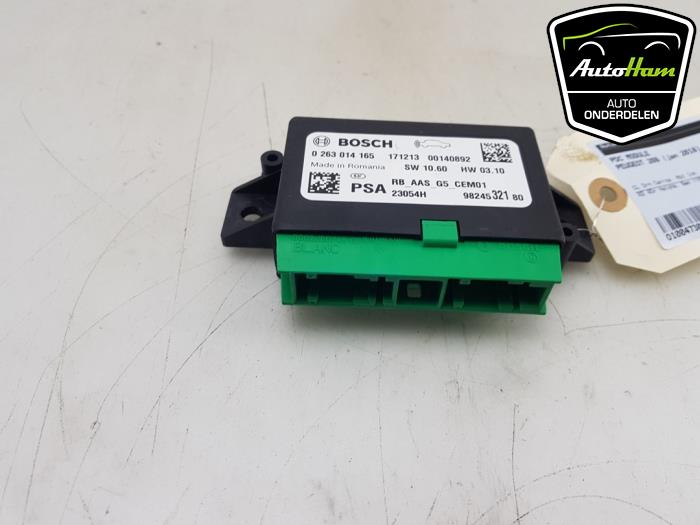 Usados Módulo PDC Peugeot 208 I (CA/CC/CK/CL) 1.2 12V e-THP PureTech 110 Precio € 15,00 Norma de margen ofrecido por AutoHam